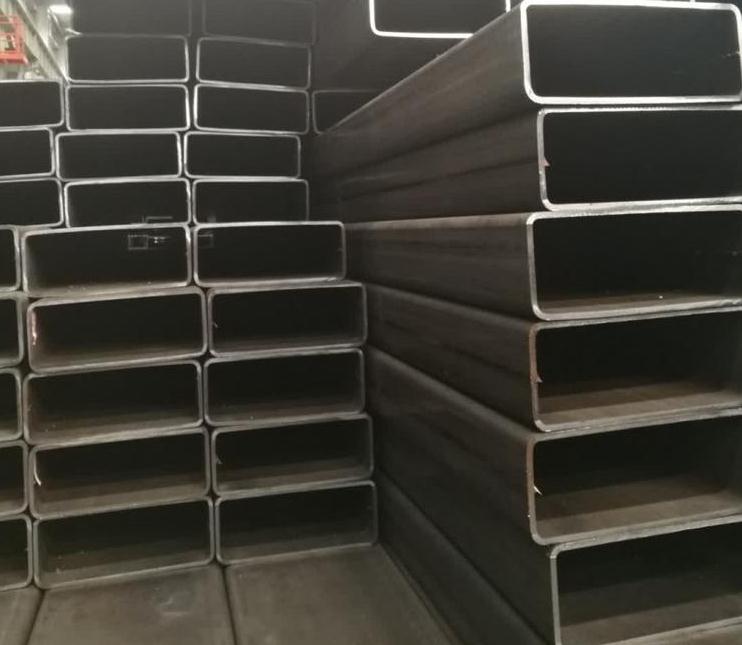 Q235B無縫方矩管.jpg